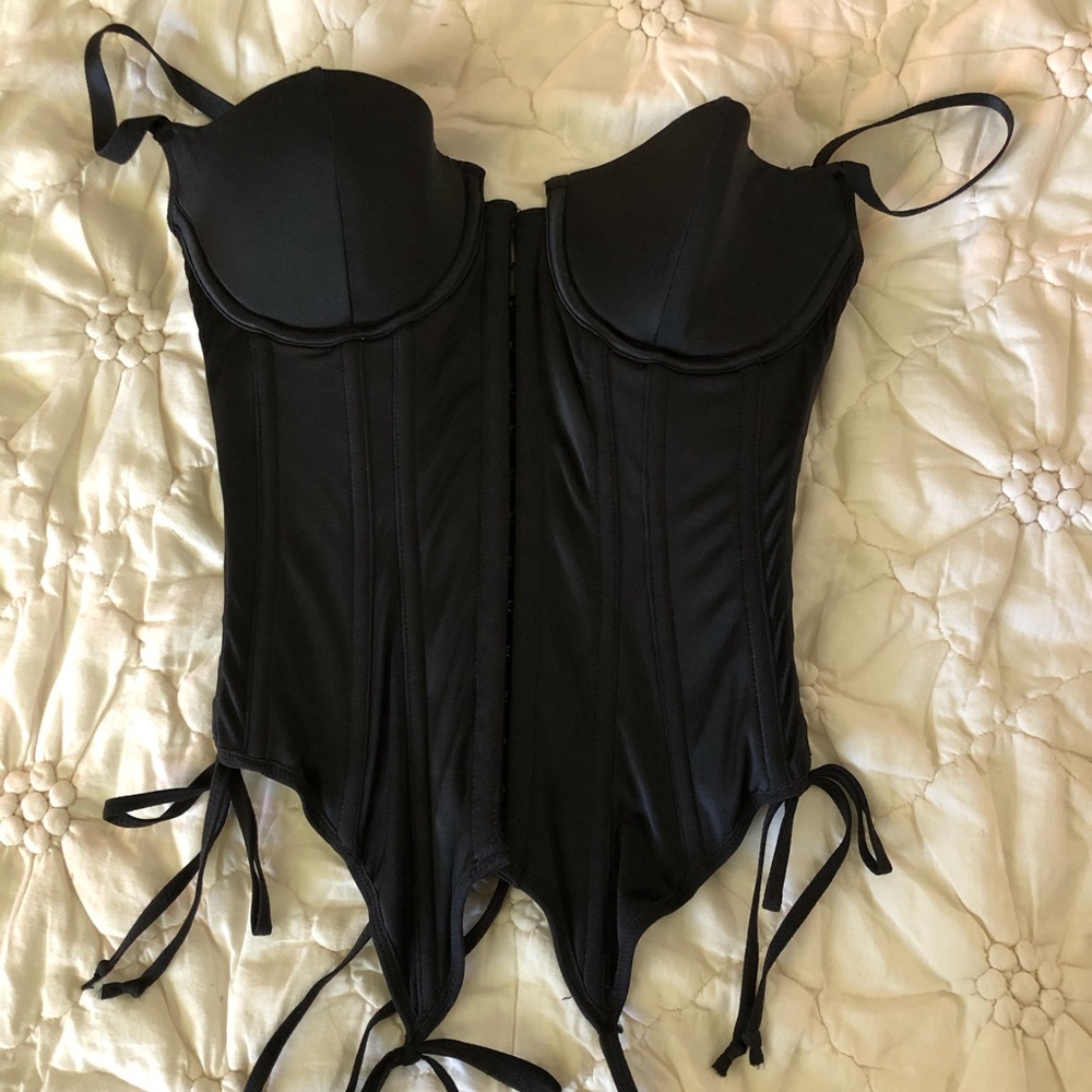 Bustier